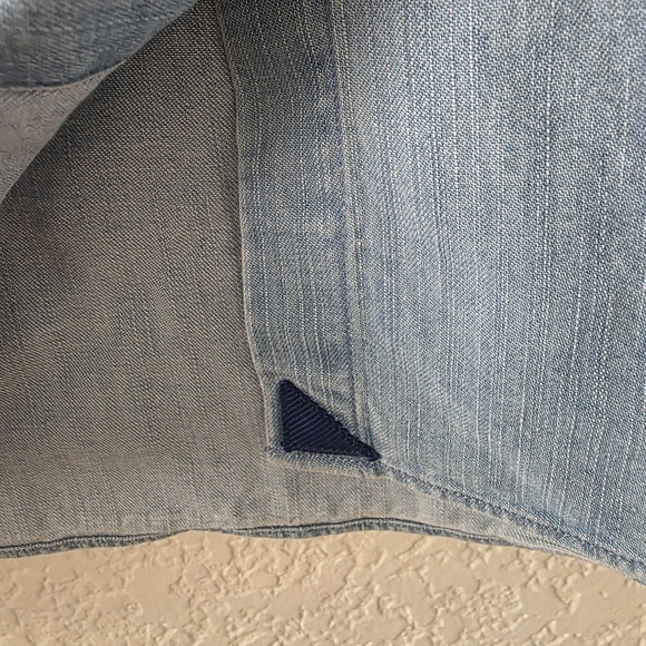 Untuckit Chambray Alleanza Blue Denim Shirt 2 NEW - Picture 4 of 8